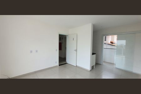 sala  de apartamento para alugar com 2 quartos, 51m² em Filadélfia, Betim