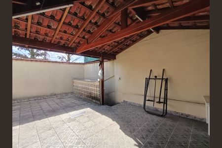 Casa à venda com 190m², 3 quartos e 2 vagasLavanderia