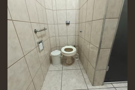 Casa à venda com 190m², 3 quartos e 2 vagasBanheiro