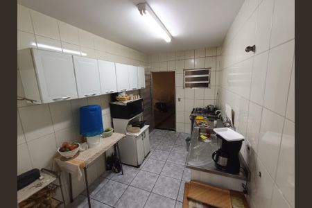 Casa à venda com 190m², 3 quartos e 2 vagasCozinha