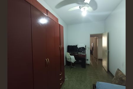 Casa à venda com 190m², 3 quartos e 2 vagasQuarto 1