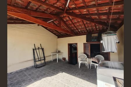 Casa à venda com 190m², 3 quartos e 2 vagasLavanderia