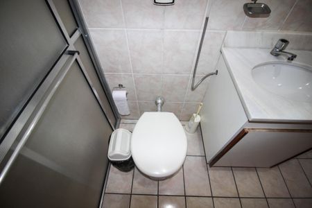 Apartamento para alugar com 65m², 2 quartos e 1 vaga Apartamento para alugar com 65m², 2 quartos e 1 vagaBanheiro