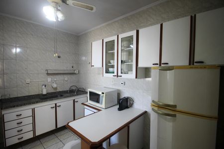 Apartamento para alugar com 65m², 2 quartos e 1 vaga Apartamento para alugar com 65m², 2 quartos e 1 vagaCozinha