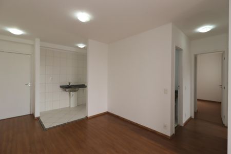 Sala de apartamento para alugar com 2 quartos, 56m² em Vila Curuçá, Santo André