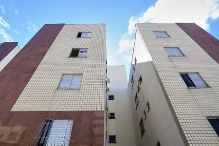 Apartamento à venda com 69m², 3 quartos e 1 vagaFachada com Plaquinha