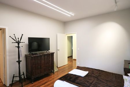 Apartamento à venda com 490m², 4 quartos e 2 vagasSuíte 1