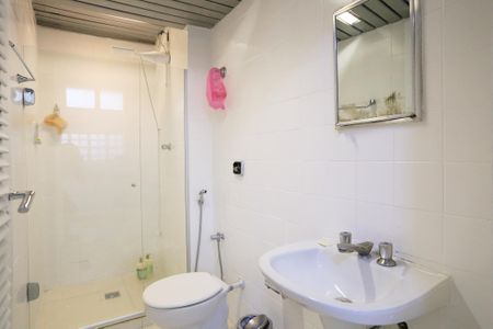 Apartamento à venda com 490m², 4 quartos e 2 vagasBanheiro de Serviço