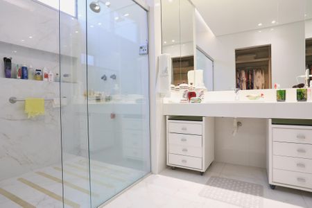 Apartamento à venda com 490m², 4 quartos e 2 vagasBanheiro da Suíte 1