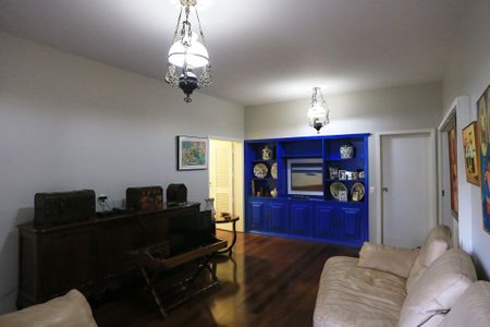 Apartamento à venda com 490m², 4 quartos e 2 vagasSala de TV