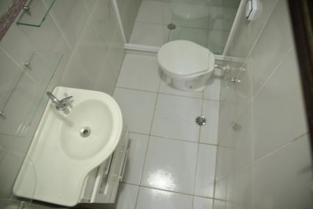 Casa à venda com 201m², 3 quartos e 3 vagasSuíte 3  -Banheiro 