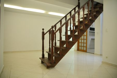 Casa à venda com 201m², 3 quartos e 3 vagasSala