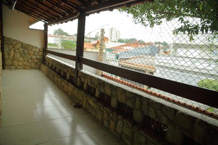 Casa à venda com 201m², 3 quartos e 3 vagasSuíte 1 - Varanda 