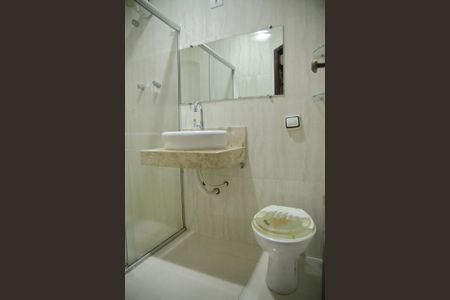 Casa à venda com 201m², 3 quartos e 3 vagasSuíte 2  - Banheiro 