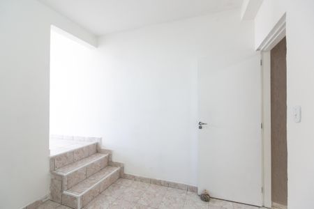 Quarto 1 de casa para alugar com 2 quartos, 150m² em Vila Chuca, São Paulo