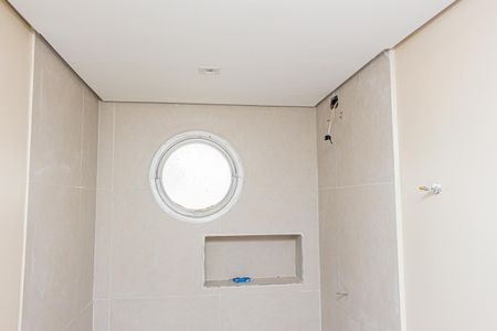 Apartamento à venda com 55m², 2 quartos e 1 vaga Apartamento à venda com 55m², 2 quartos e 1 vagaBanheiro