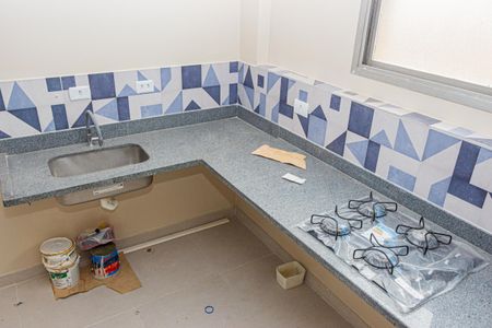 Apartamento à venda com 55m², 2 quartos e 1 vaga Apartamento à venda com 55m², 2 quartos e 1 vagaCozinha e Área de Serviço