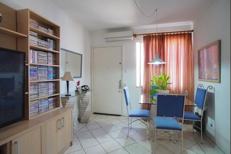 Sala de apartamento à venda com 1 quarto, 41m² em Bom Jesus, Porto Alegre
