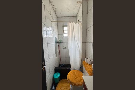 Banheiro de apartamento à venda com 2 quartos, 49m² em Parque Erasmo Assunção, Santo André