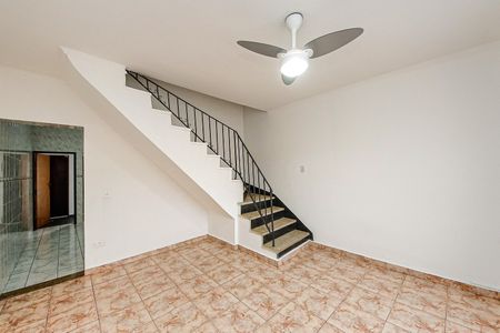 Sala de casa para alugar com 2 quartos, 84m² em Chácara Mafalda, São Paulo