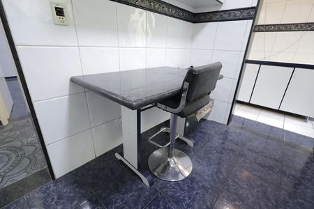 Apartamento para alugar com 53m², 2 quartos e 1 vaga Apartamento para alugar com 53m², 2 quartos e 1 vagaCozinha