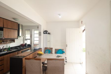 Sala de casa de condomínio para alugar com 2 quartos, 120m² em Campo Grande, Rio de Janeiro