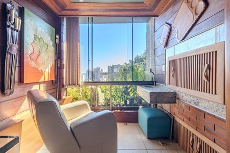 Apartamento para alugar com 159m², 3 quartos e 4 vagasEscritório