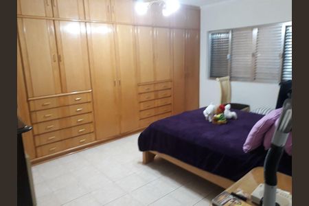 Casa à venda com 3 quartos, 284m² em Vila Graciosa, São Paulo
