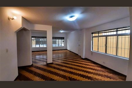 Casa à venda com 4 quartos, 243m² em Jardim Petropolis, São Paulo