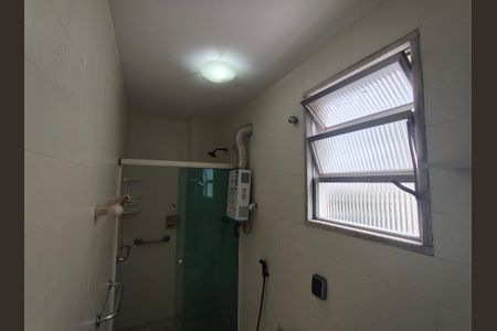 Apartamento para alugar com 92m², 2 quartos e 1 vaga Apartamento para alugar com 92m², 2 quartos e 1 vagaBanheiro da Suíte