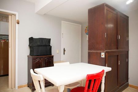 Studio  de kitnet/studio para alugar com 1 quarto, 30m² em Azenha, Porto Alegre