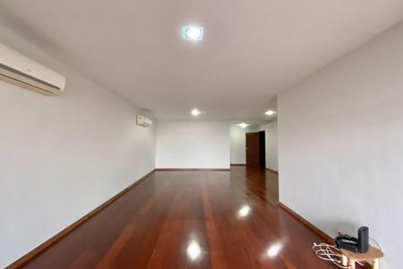 Sala de apartamento para alugar com 3 quartos, 220m² em Copacabana, Rio de Janeiro