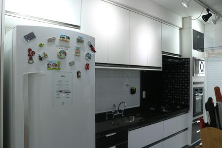 Apartamento para alugar com 94m², 2 quartos e 2 vagasCozinha