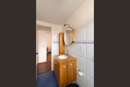 Apartamento para alugar com 67m², 2 quartos e 2 vagasBanheiro Social