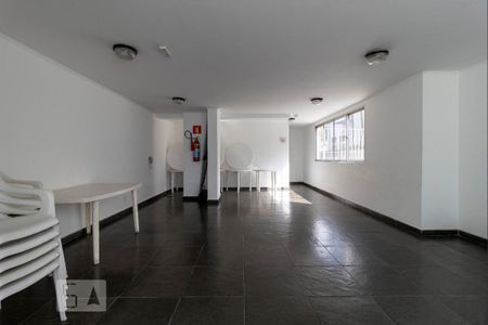 Apartamento para alugar com 67m², 2 quartos e 2 vagasÁrea comum - Salão de festas