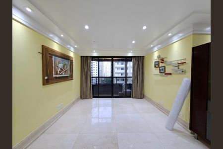 Sala de apartamento para alugar com 3 quartos, 145m² em Indianópolis, São Paulo