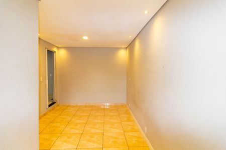 Quarto 2 de casa para alugar com 2 quartos, 58m² em Conjunto Habitacional Marechal Mascarenhas de Morais, São Paulo