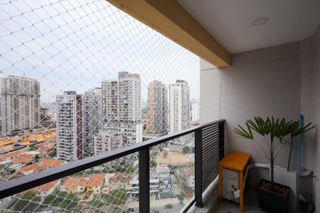 Varanda de kitnet/studio para alugar com 1 quarto, 27m² em Jardim das Acacias, São Paulo