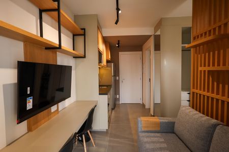 Sala de kitnet/studio para alugar com 1 quarto, 27m² em Jardim das Acacias, São Paulo