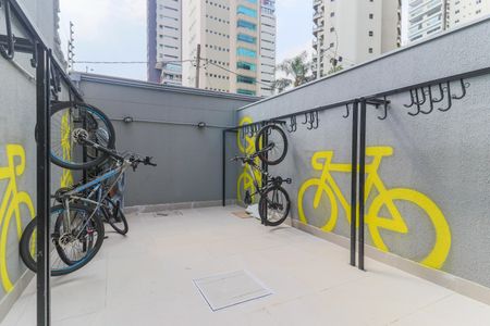 Apartamento para alugar com 27m², 1 quarto e sem vagaÁrea comum - Bicicletário
