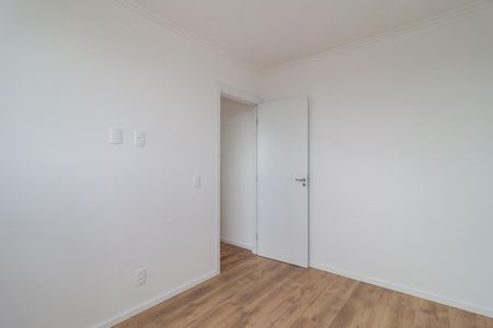 Quarto 1 de apartamento para alugar com 2 quartos, 42m² em Jardim Maria Duarte, São Paulo