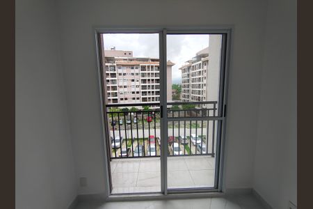 Sacada de apartamento para alugar com 2 quartos, 46m² em Taquara, Rio de Janeiro