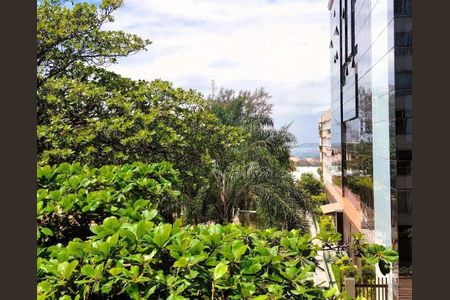 Apartamento à venda com 202m², 4 quartos e 1 vaga