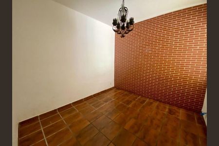 Casa à venda com 4 quartos, 210m² em Santa Rosa, Niterói