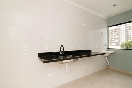 Apartamento para alugar com 47m², 2 quartos e 1 vaga Apartamento para alugar com 47m², 2 quartos e 1 vagaCozinha e Área de Serviço