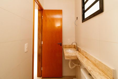 Apartamento para alugar com 47m², 2 quartos e 1 vaga Apartamento para alugar com 47m², 2 quartos e 1 vagaBanheiro