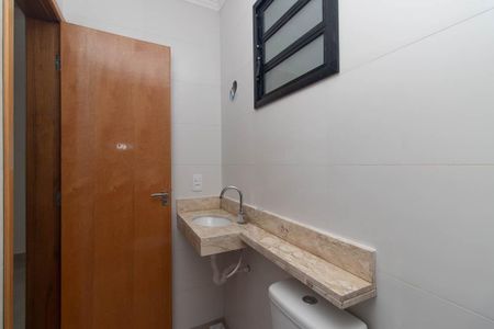 Apartamento para alugar com 46m², 2 quartos e 1 vaga Apartamento para alugar com 46m², 2 quartos e 1 vagaBanheiro