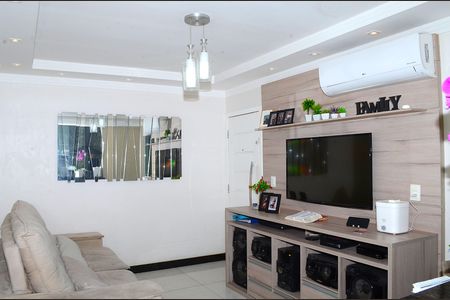 Sala de apartamento à venda com 2 quartos, 80m² em Dom Silverio, Belo Horizonte