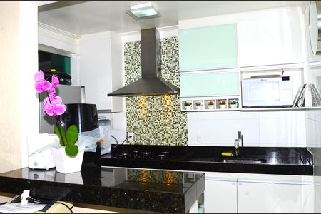 Apartamento à venda com 80m², 2 quartos e 1 vagaCozinha