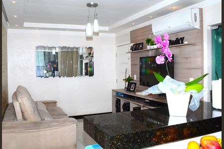 Sala de apartamento à venda com 2 quartos, 80m² em Dom Silverio, Belo Horizonte